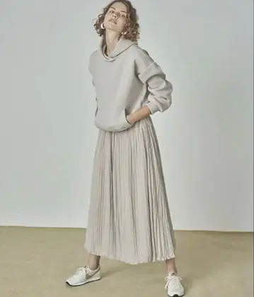 emmi 후디 도킹 원피스 화이트