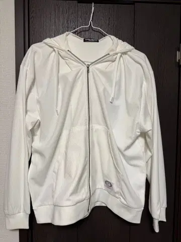 RODEO CROWNS & CO. 남성용 화이트 후드티