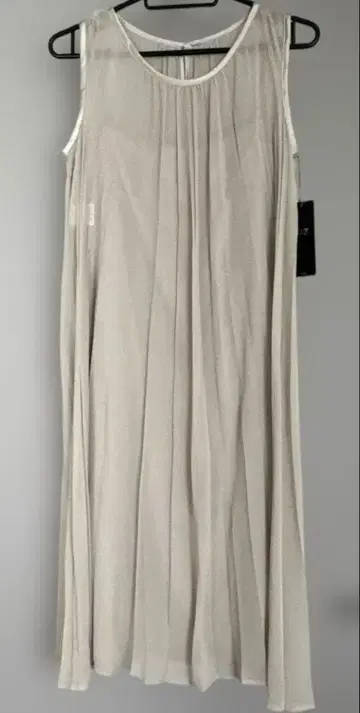 23구 쉬폰 원피스 포멀 M 사이즈 새상품