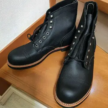 새상품 레드윙 08114 9 1/2