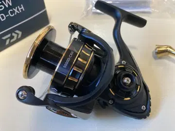 다이와 BG SW 5000D-CXH 스피닝 릴