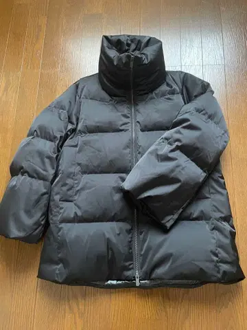 UNIQLO +J 질 샌더 다운 볼륨 자켓 블랙 S