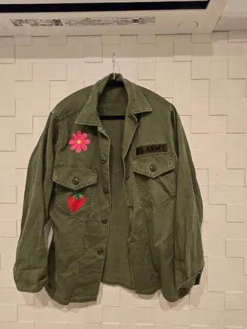 밀리터리 자켓 카키 구제 의류