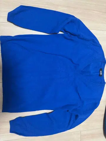 GOBI 캐시미어 스웨터