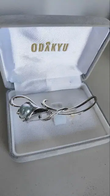 ODAKYU 액세서리 브로치 SILVER 각인 진주?