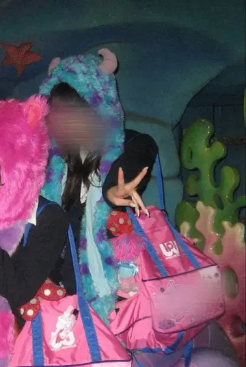 디즈니 샐리 팬 머플러