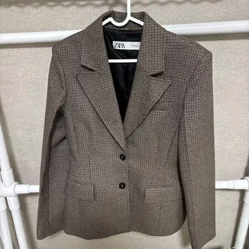 ZARA 체크 무늬 테일러드 자켓 XS