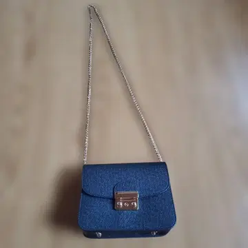 숄더백 합성 피혁 골드 금장 장식