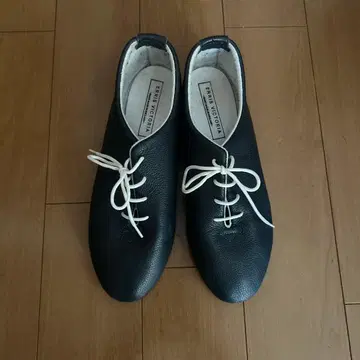 ERRIS VICTORIA 천연 가죽 신발 네이비