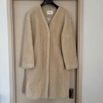 로리즈팜 보아 코트