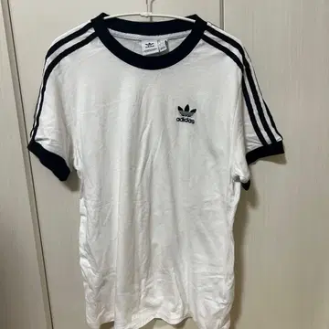 adidas 스트라이프 화이트 티셔츠