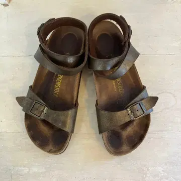 BIRKENSTOCK ISIS 아이시스 한정판 모델 브라운 샌들 37