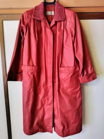 MILAN 빨간색 충전솜 롱 코트 그랑 야마타카