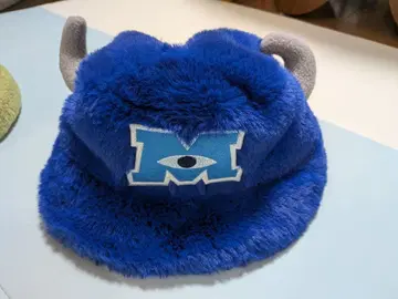 몬스터즈 잉크 셜리 뿔 달린 퍼 바게트 햇