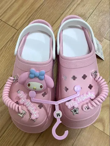 돈키호테 산리오 콜라보 통굽 샌들