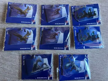 레드불 x 몬스터 헌터 와일즈 콜라보 키링 전 5종 컴플리트