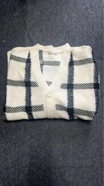 ZARA 체크 무늬 가디건 XL 아이보리/블랙
