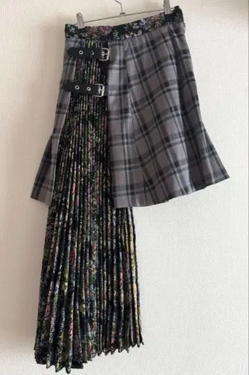 [ rokh ] 체크 무늬/꽃무늬 플리츠 스커트 미니 기장