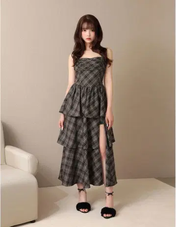 M me eme 더블 스트랩 슬릿 원피스