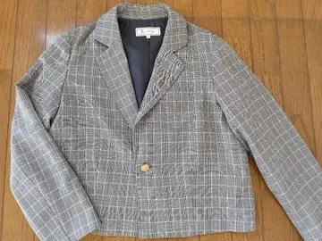 로페피크닉 크롭 자켓