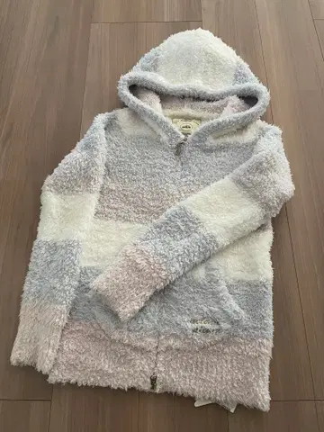 [ 새상품 ] gelato pique 보더 후드티