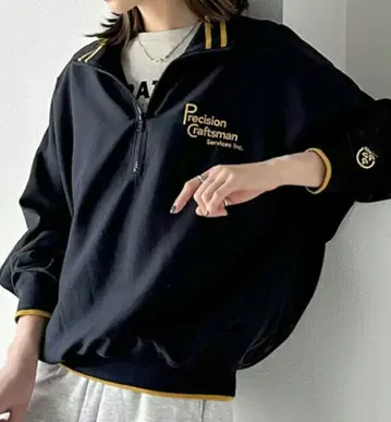 classicalelf 클래식 엘프 오버 사이즈 하프 지퍼 새상품