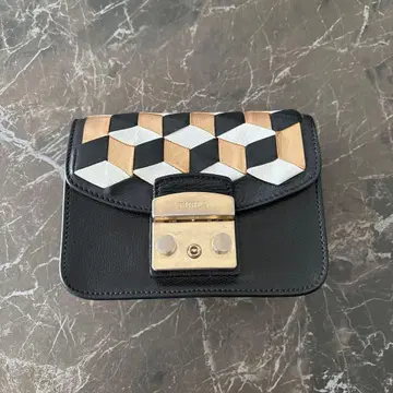 FURLA 메트로폴리스 체인 백 (체인 없음)