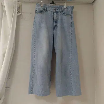 라이트 블루 스트레이트 데님 M
