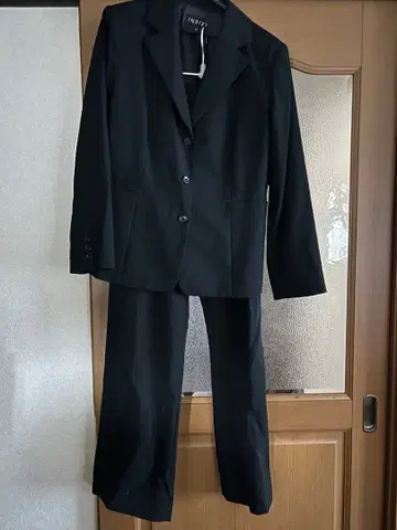 INDIVI 블랙 수트 셋업 상하의