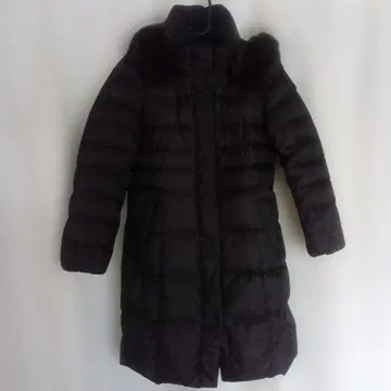 23구 퍼 트리밍 롱 블랙 다운 코트