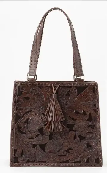 그레이스 콘티넨탈 카빙 백 다크 브라운