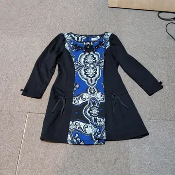 Super Beauty 페이즐리 무늬 미니 원피스 40