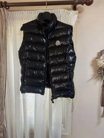 블랙 다운 베스트 퀼팅