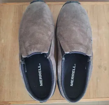 MERRELL 브라운 슬립온