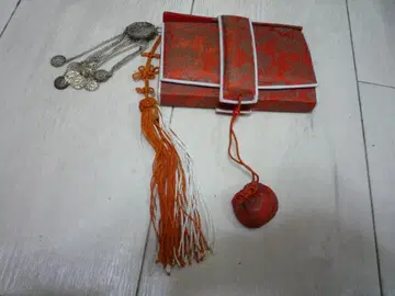 하코세코 새상품 미사용이지만 골동품 순수 실크입니다