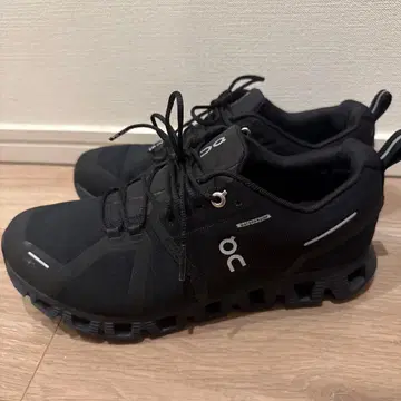 On 블랙 러닝화 USW 8.5