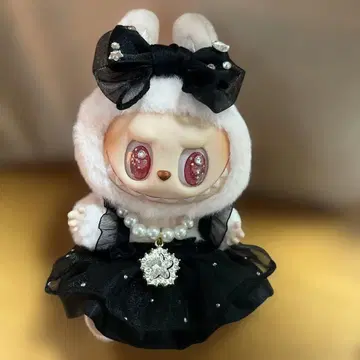 러브부 의상 포함