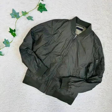 UNIQLO 봄버 자켓 MA 1 플라이트 자켓 카키