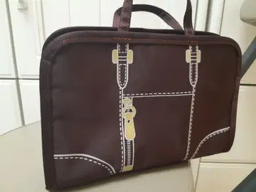 브라운 계열 손잡이 달린 소품함 백