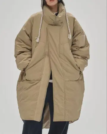 [ 미사용 새상품 ] 택 포함 TODAYFUL 몬스터 다운 자켓 36