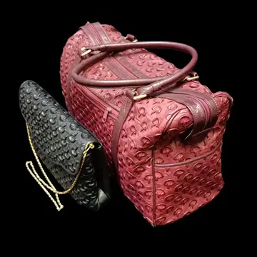 버건디와 블랙 핸드백 세트