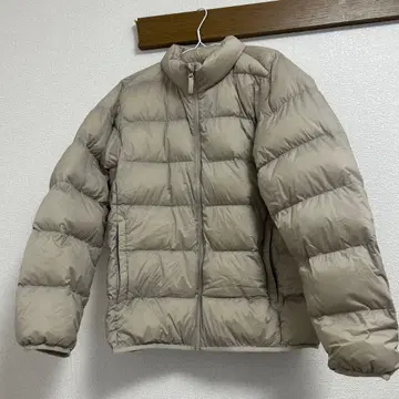 23aw 유니클로 베이지 울트라 라이트 다운
