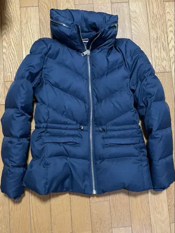 TOMMY HILFIGER 네이비 다운 자켓