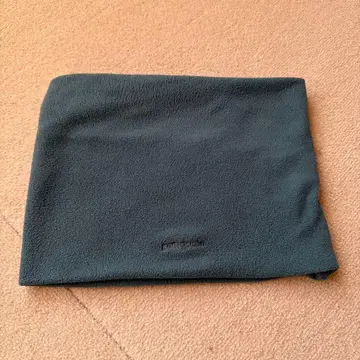 patagonia 넥워머 다크 블루