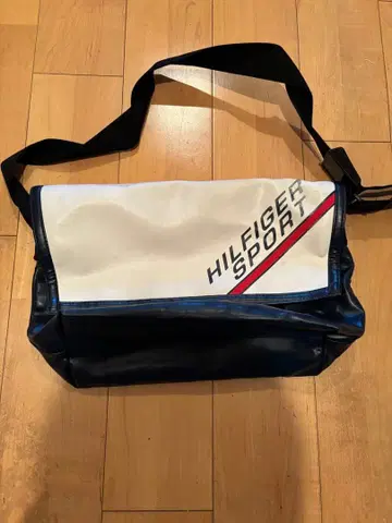 타미힐피거 힐피거 스포츠 가방 백 숄더백