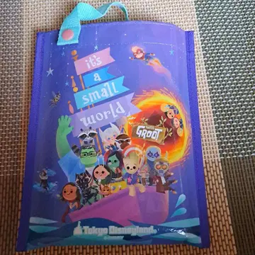 디즈니 리조트 잇츠 어 스몰 월드 그루트 돗자리