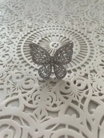 새상품급 비쥬 버터플라이 모티브 반지 14호 귀걸이 세트