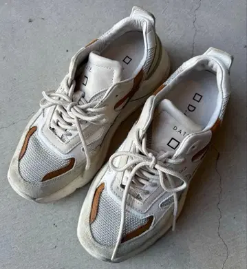 DATE FUGA 스니커즈 화이트/베이지