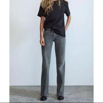 TRF 와이드 레그 로우라이즈 청바지