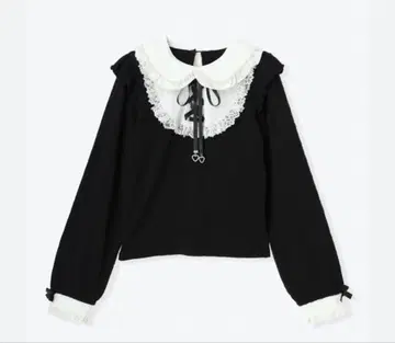 NOEMIE 아가씨 하트 참 레이스업 티셔츠